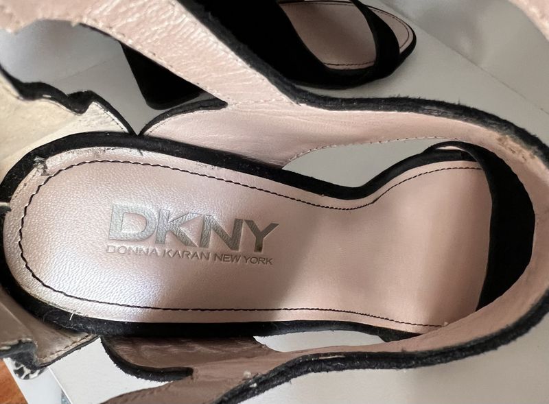 102526 - DKNY Black Suede Wedges
