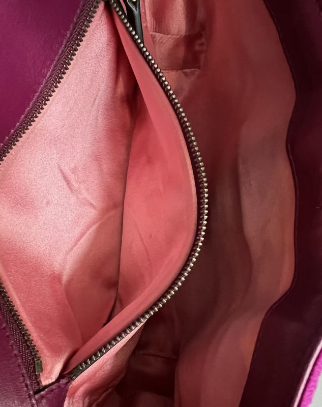 101838 - Gucci Marmont Velvet Purple