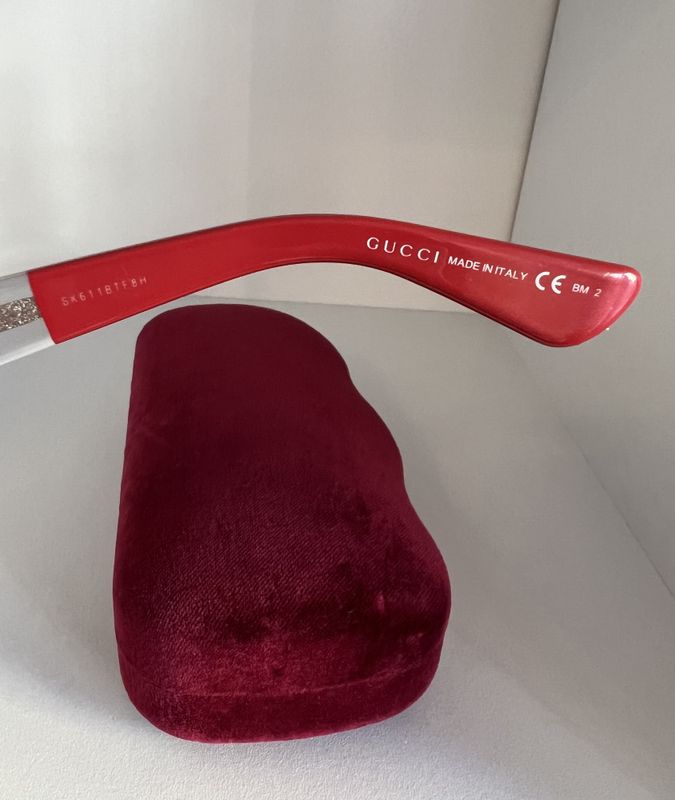 101901 - GUCCI blomster solbriller 