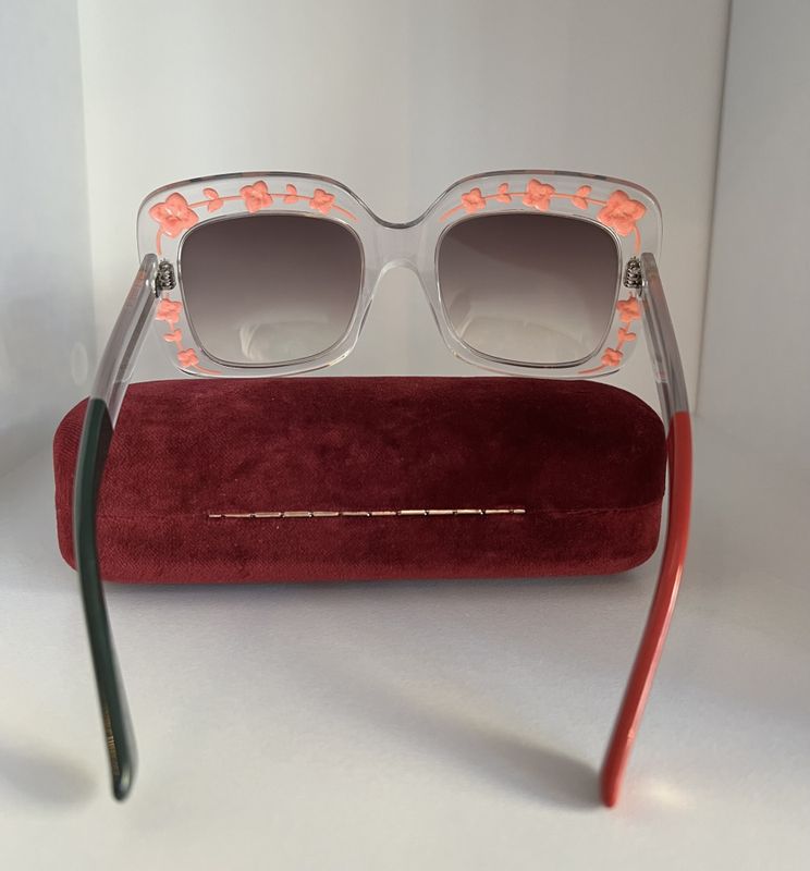 101901 - GUCCI blomster solbriller 