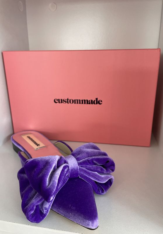 101770- CUTOMMADE flats